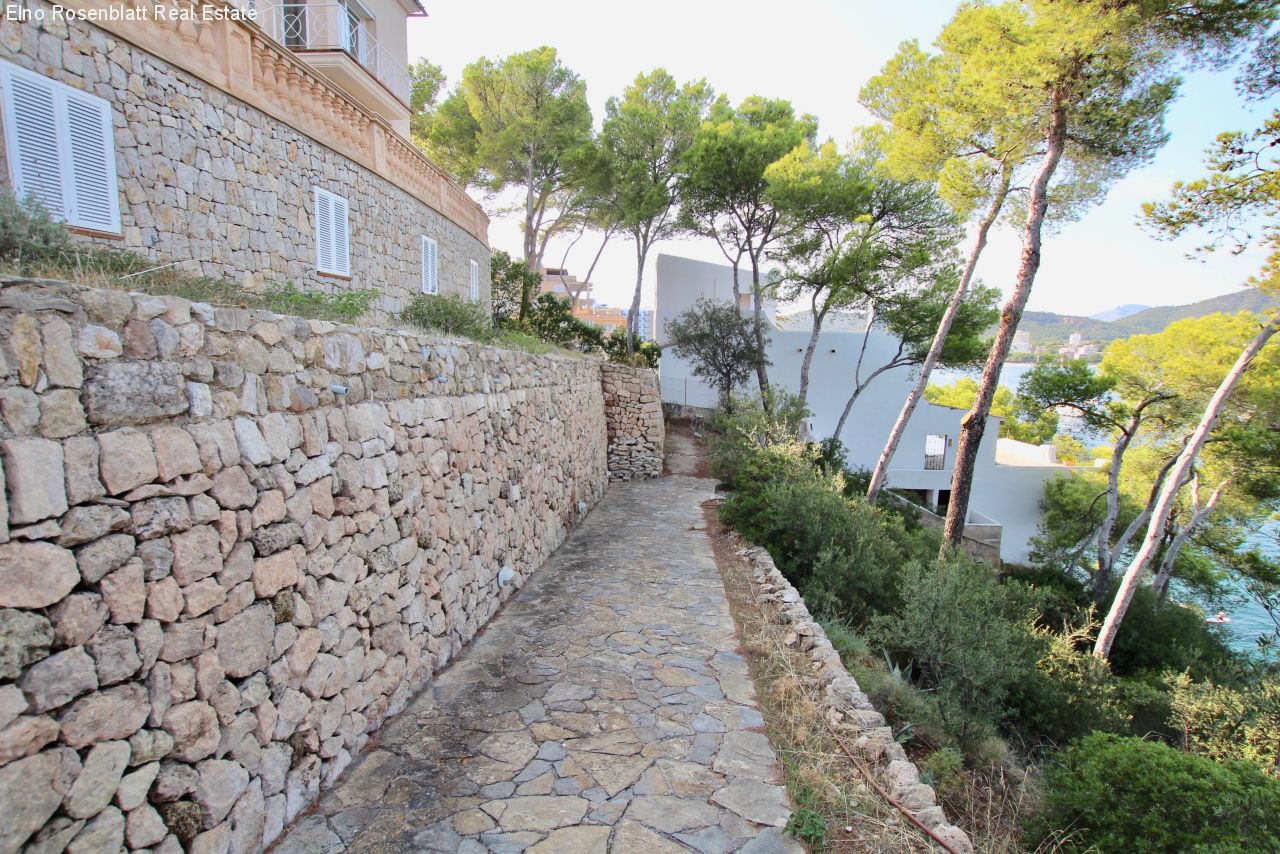 ***** Treppe zum Meer *****